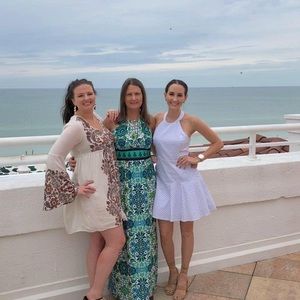 Meet your Posher, Dana